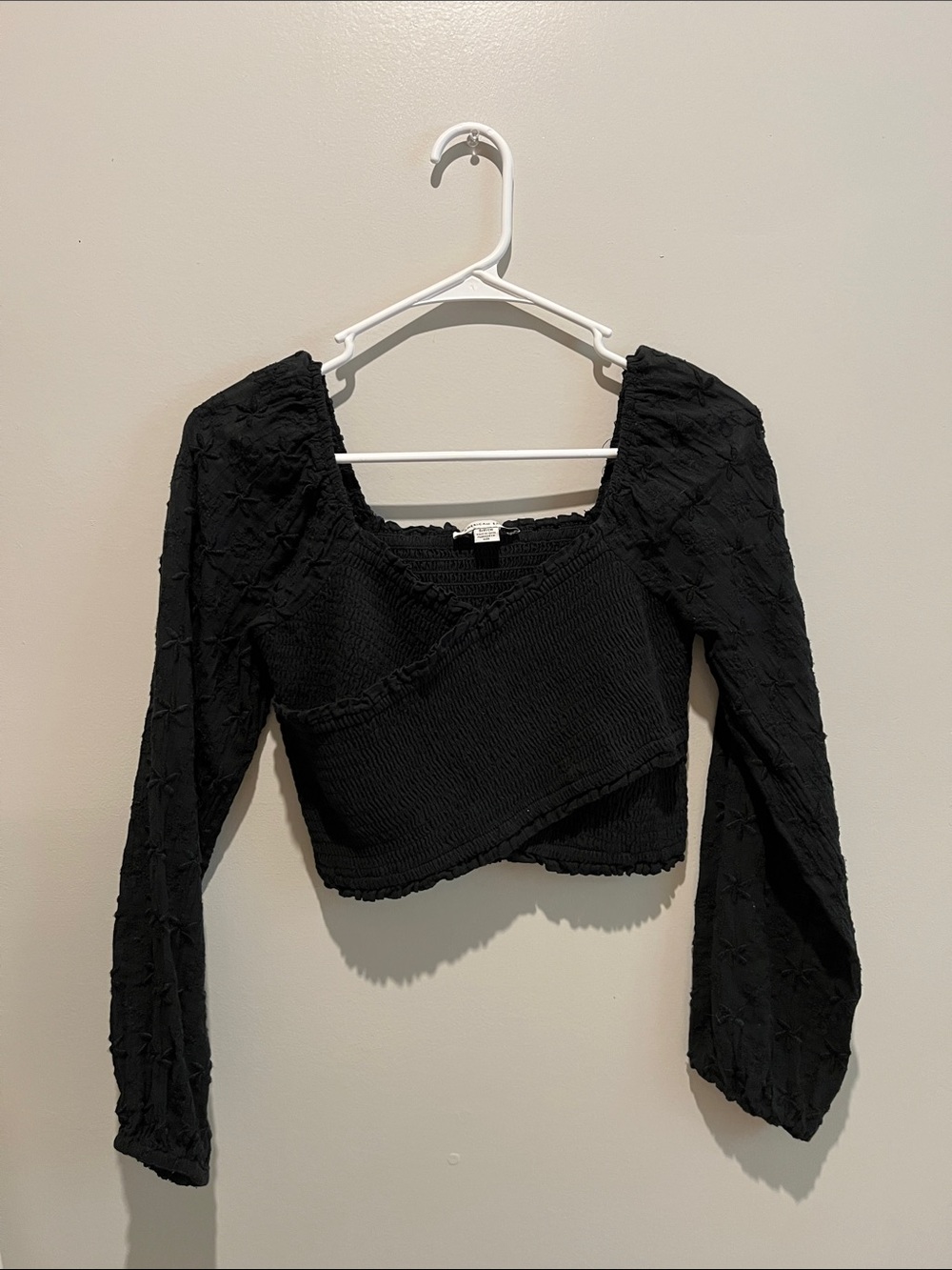 American Eagle Black Textured Wrap Crop Top Long Sleeve Size S